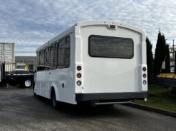 
										2017 Chevrolet Express full									