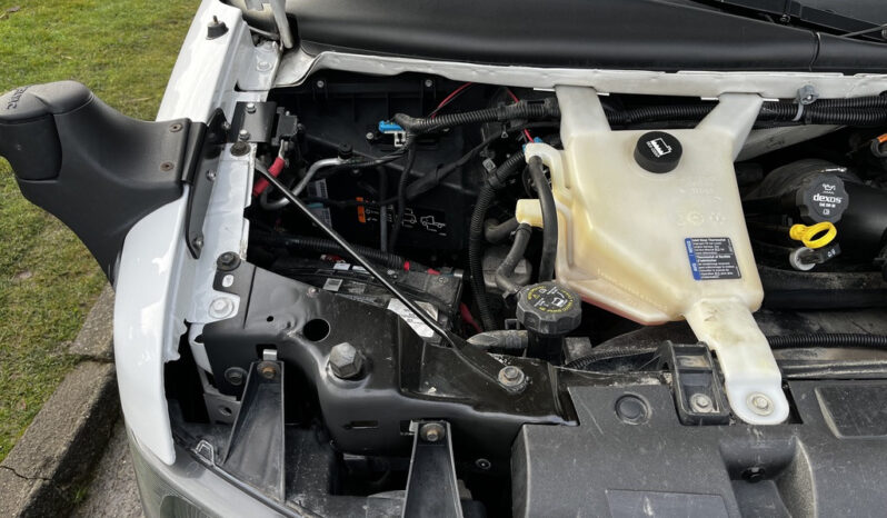 
								2017 Chevrolet Express full									