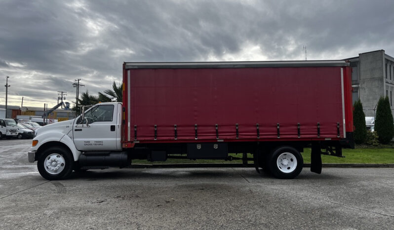 
								2008 Ford F750 full									