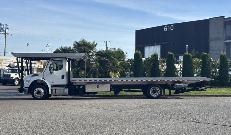 
								2022 Freightliner M2 106 full									