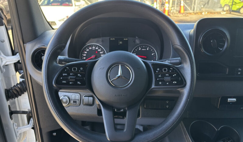 
								2024 Mercedes-Benz Sprinter full									