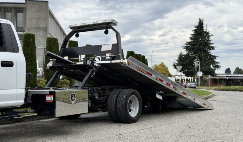 
								2022 Ford F600 full									