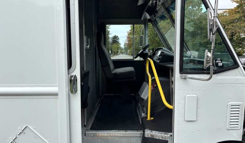 
								2018 Ford E-450 Super Duty full									