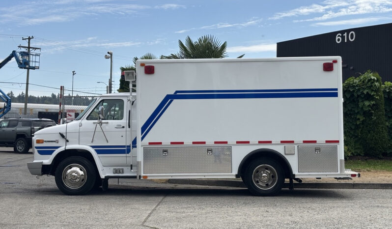 
								1994 GMC 3500 full									