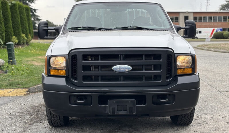 
								2006 Ford F-250 Super Duty full									