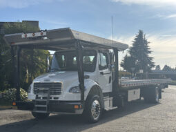 
										2022 Freightliner M2 106 full									