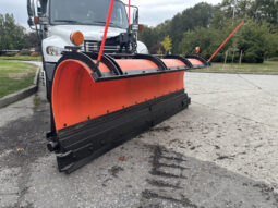 
										2006 Freightliner M2 106 full									