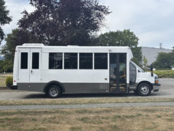 
										2020 Chevrolet Express 4500 full									