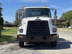 
										2022 Freightliner 108SD full									