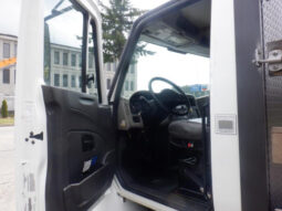 
										2015 International 4400 full									