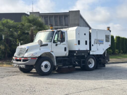 
										2012 International DuraStar full									