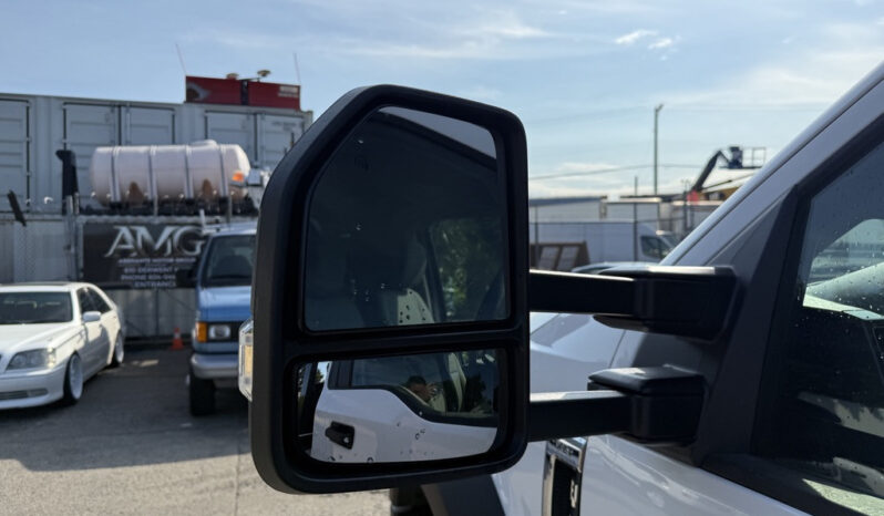 
								2022 Ford F600 full									