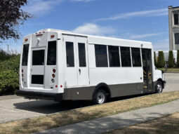 
										2020 Chevrolet Express 4500 full									