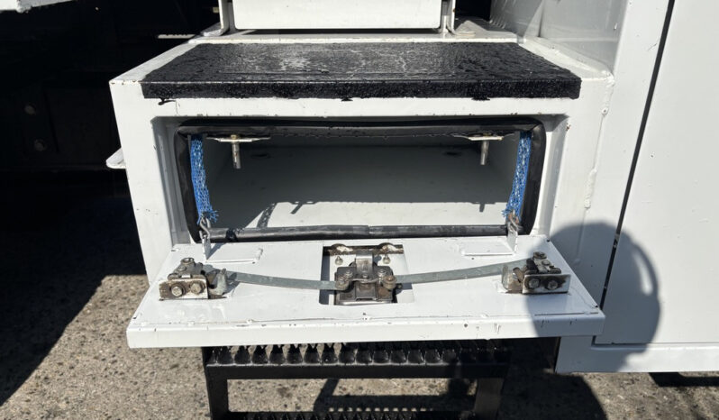 
								2019 Freightliner M2 106 full									
