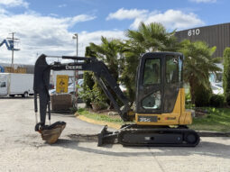 
										2017 John Deere 35G full									