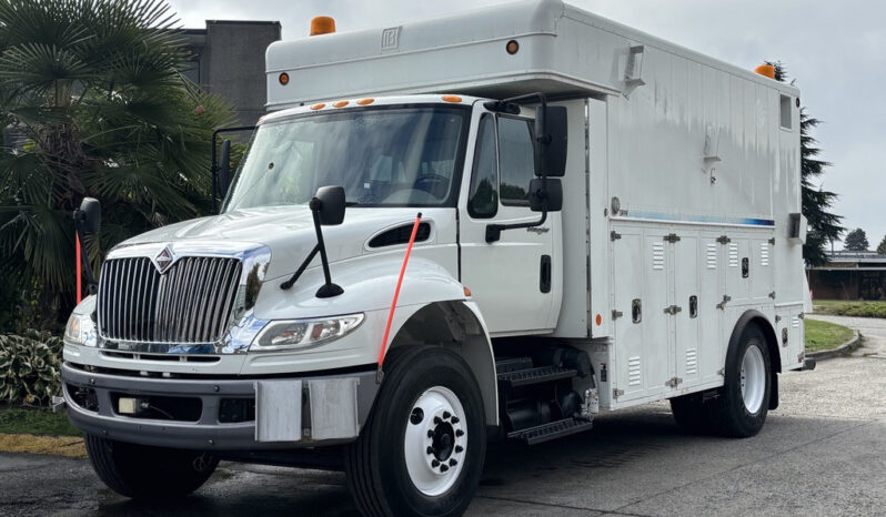 
								2012 International DuraStar full									