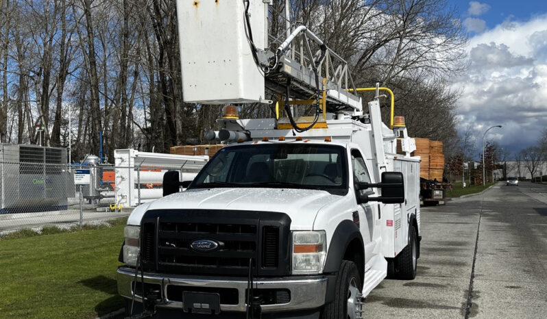 
								2008 Ford F-550 Super Duty full									