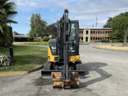
										2017 John Deere 35G full									