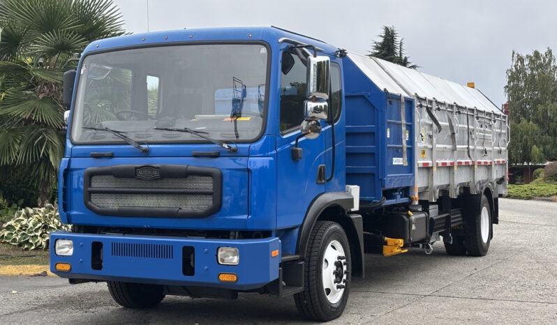 
								2017 Autocar Xpert full									