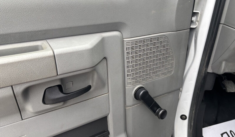 
								2014 Ford E-350 Econoline full									