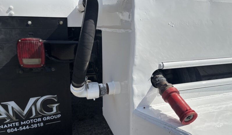 
								2014 Freightliner M2 106 full									