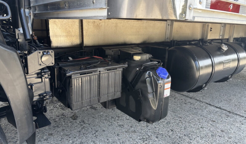 
								2018 Hino 195 full									