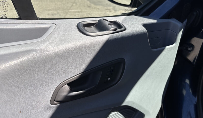 
								2016 Ford Transit full									