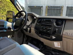 
										2008 Ford F-550 full									