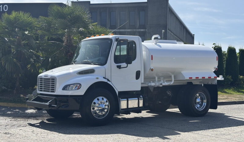 
								2014 Freightliner M2 106 full									