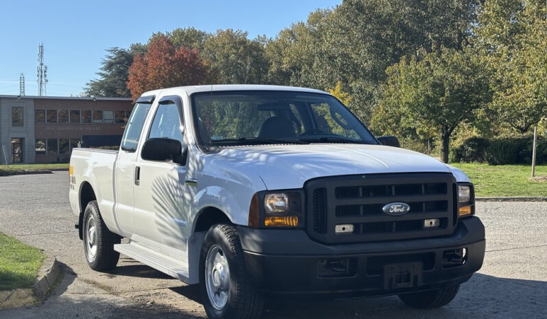 
								2006 Ford F-250 Super Duty full									