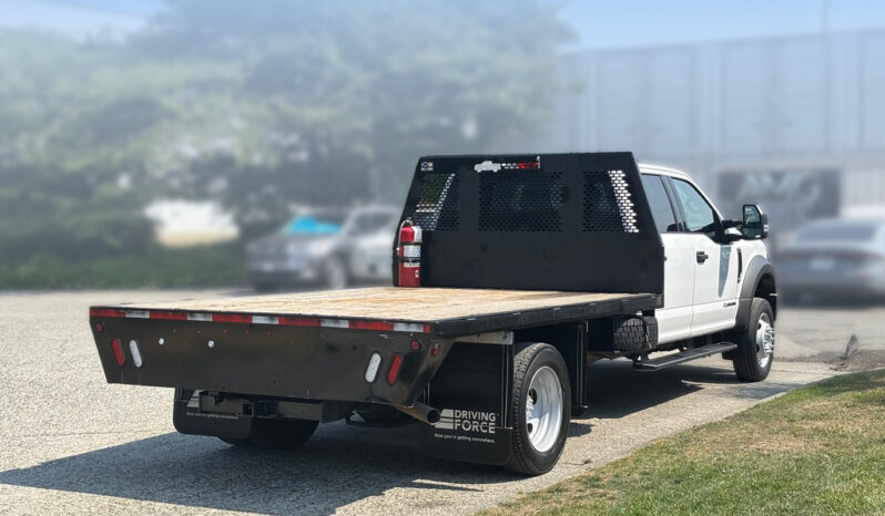 
								2022 Ford F-550 Super Duty full									