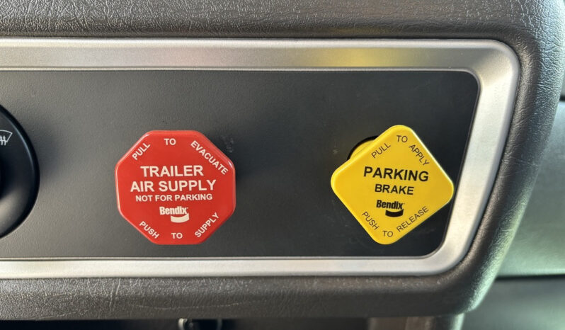 
								2018 Kenworth T800 full									
