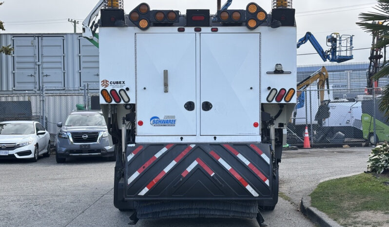 
								2012 International DuraStar full									