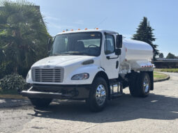 
										2014 Freightliner M2 106 full									