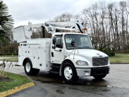 2005 Freightliner M2 106