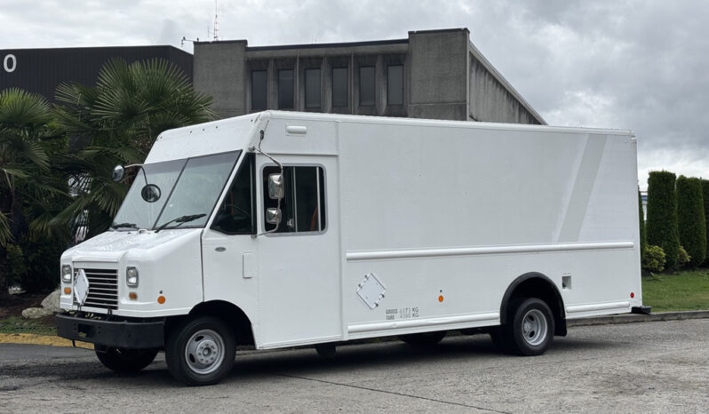 
								2011 Ford E-450 Super Duty full									