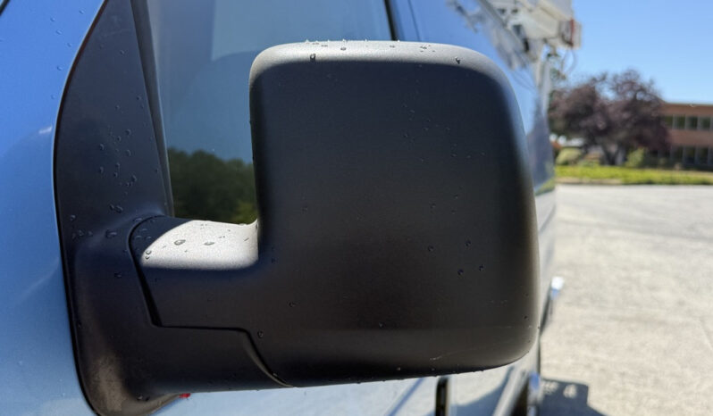 
								2006 Ford Econoline full									