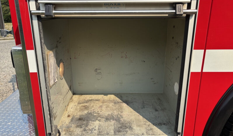 
								1999 Freightliner FL80 full									