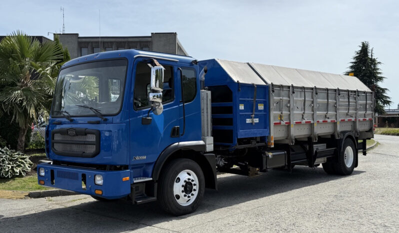 
								2017 Autocar Xpert full									