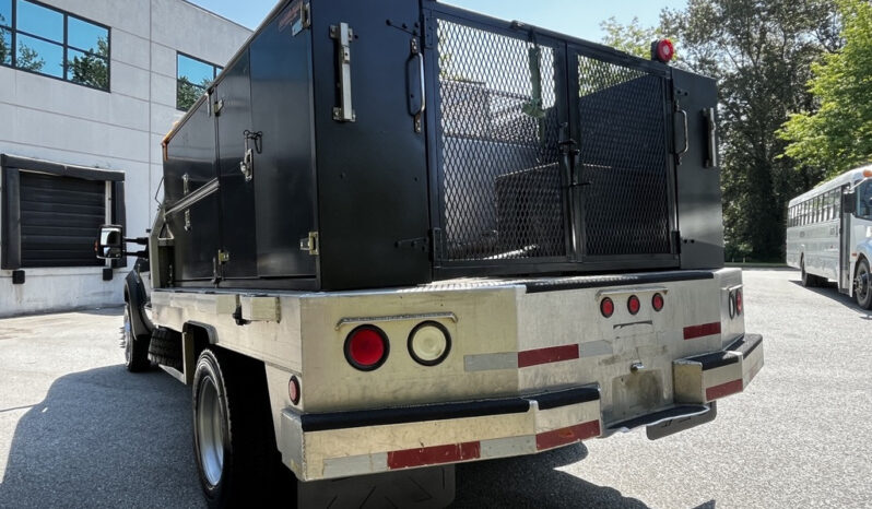 
								2008 Ford F-550 full									