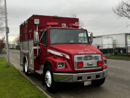 
										1995 Freightliner M2 106 full									