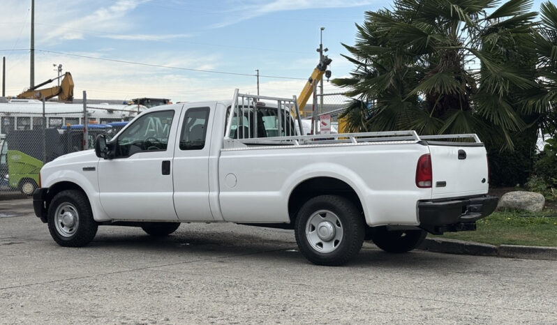 
								2006 Ford F-250 Super Duty full									