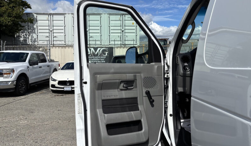 
								2012 Ford E-350 full									