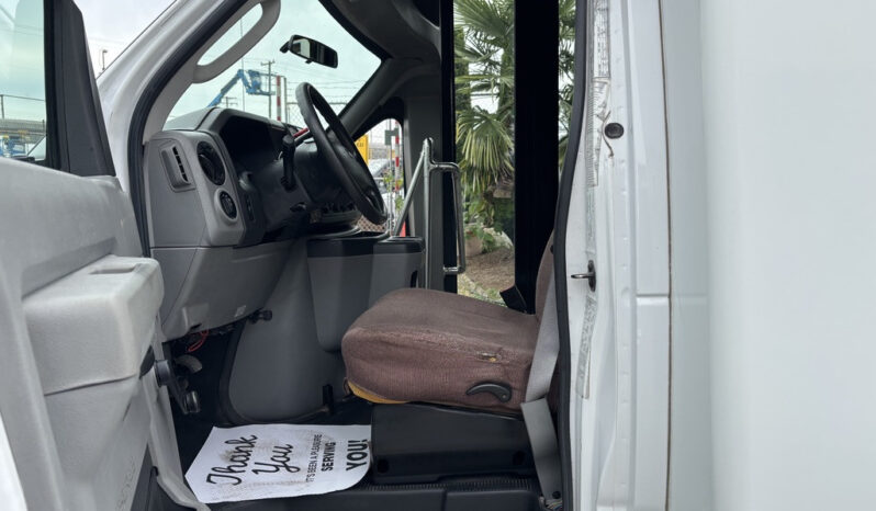 
								2014 Ford E-350 Econoline full									