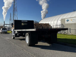 
										2008 Ford F750 full									