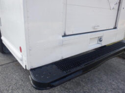 
										2006 Ford E-450 Econoline Super Duty full									