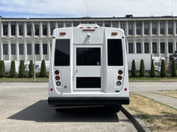 
										2020 Chevrolet Express 4500 full									