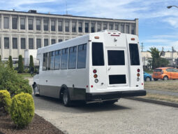 
										2020 Chevrolet Express 4500 full									