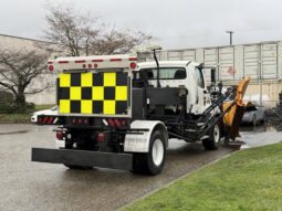 
										2016 Freightliner 108SD full									