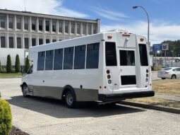 
										2020 Chevrolet Express 4500 full									
